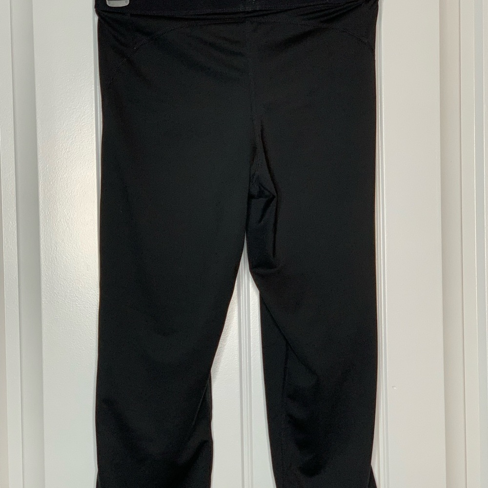 Workout Clothes - Picture 5 of 5